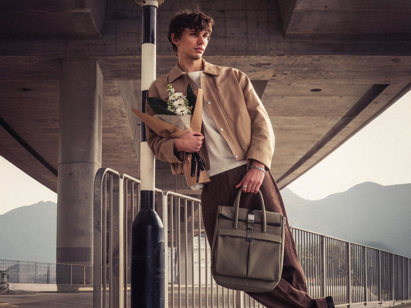 704 Folio Bag