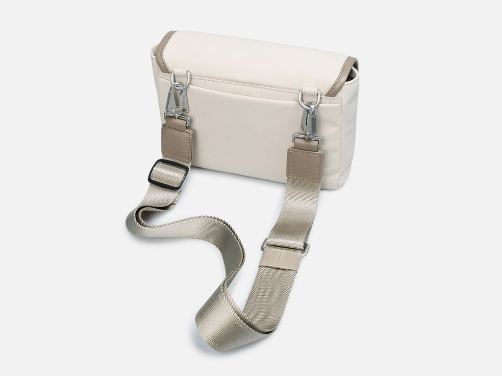 702 Daily Sling