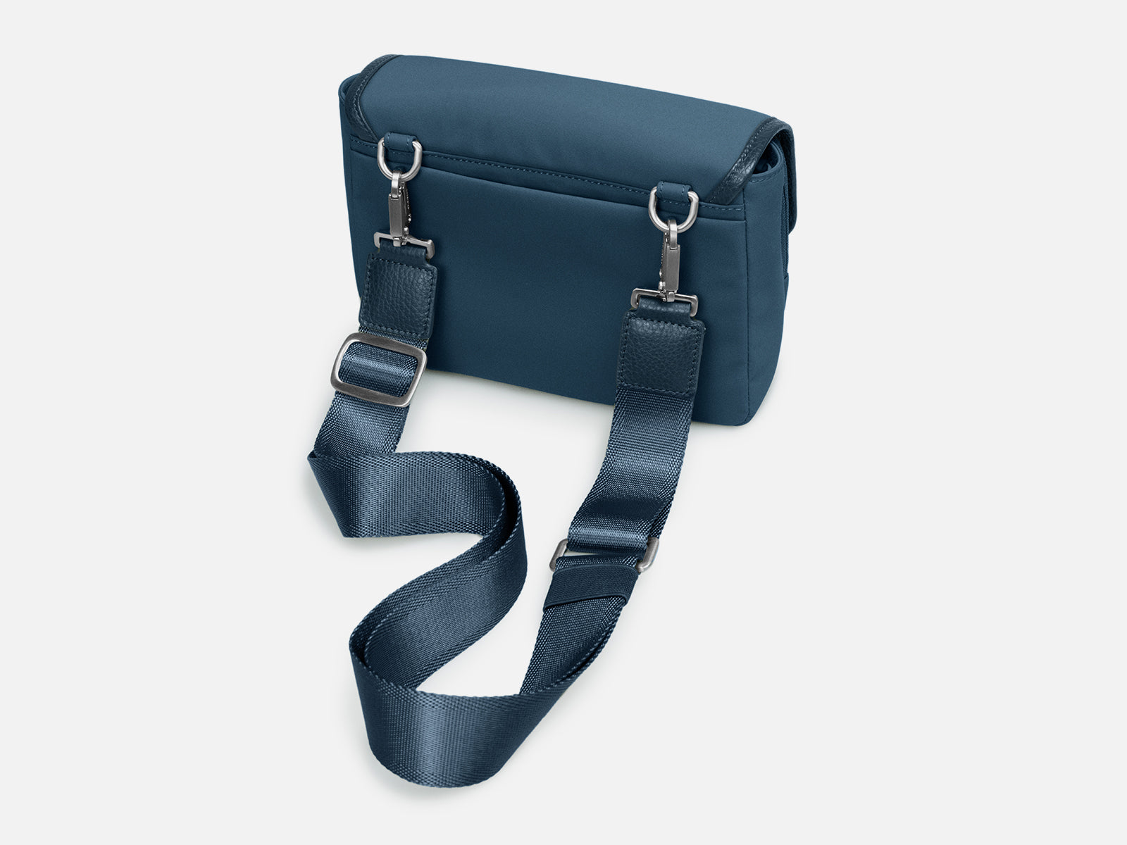 702 Daily Sling
