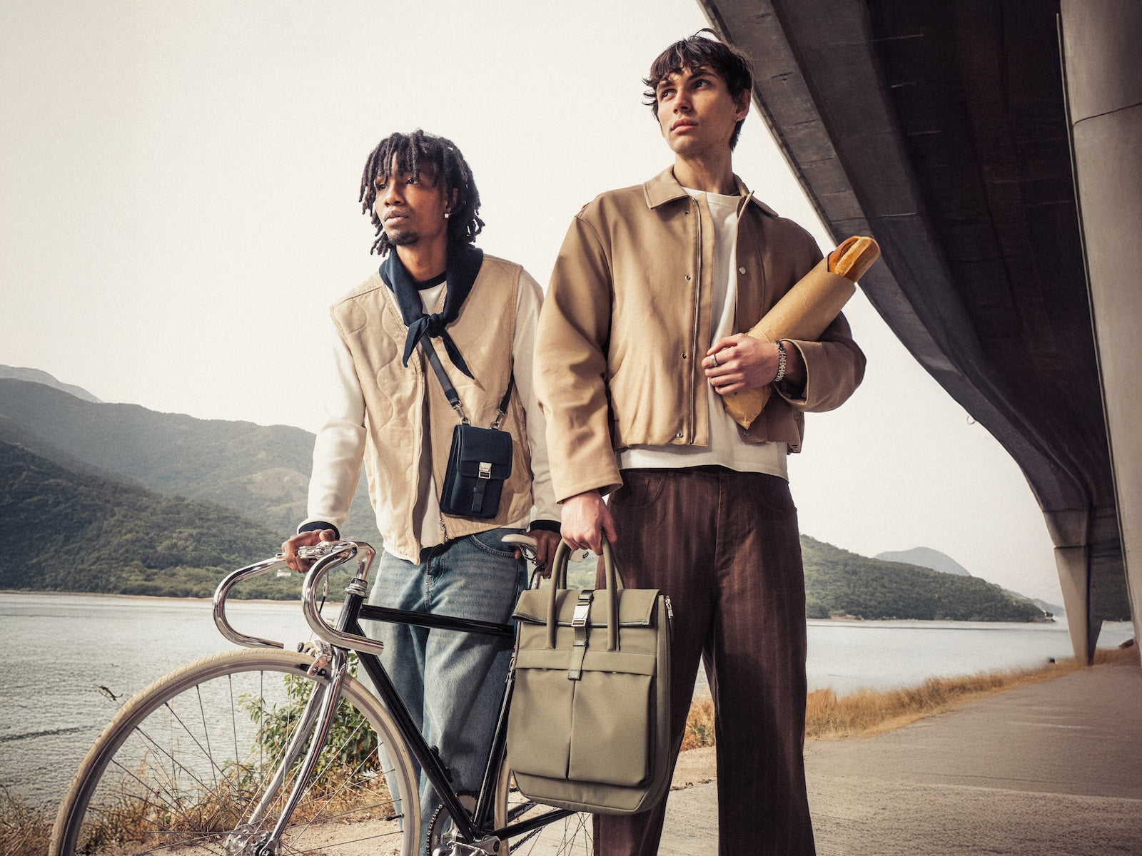704 Folio Bag