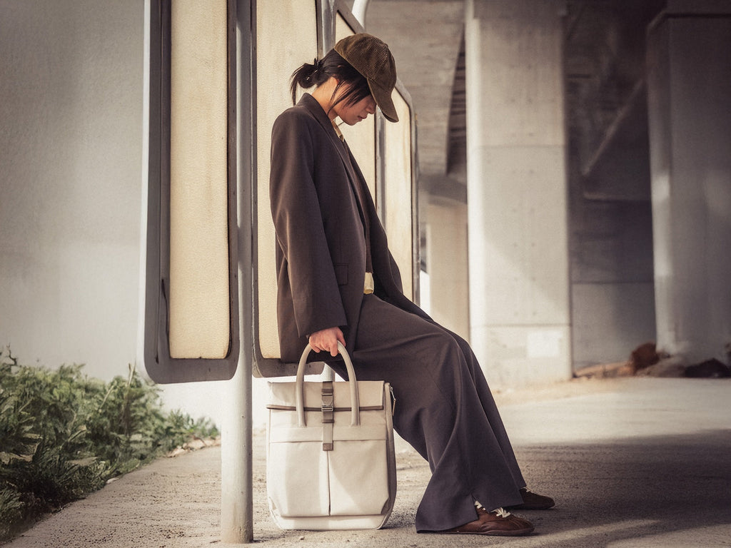 704 Folio Bag