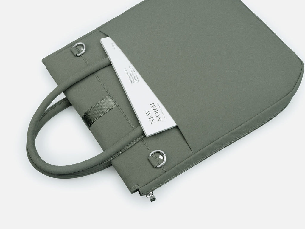 704 Folio Bag